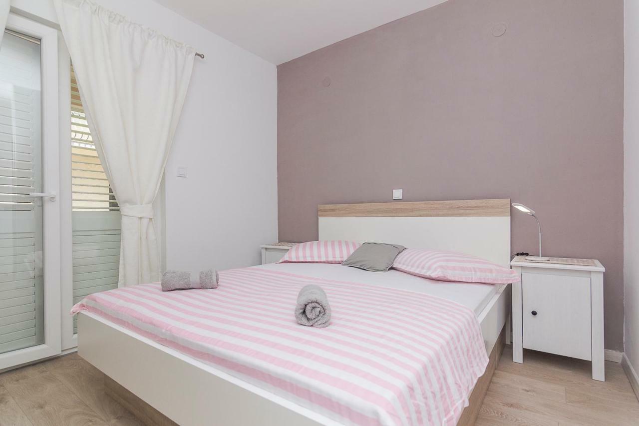 Apartments A&B Makarska Eksteriør billede